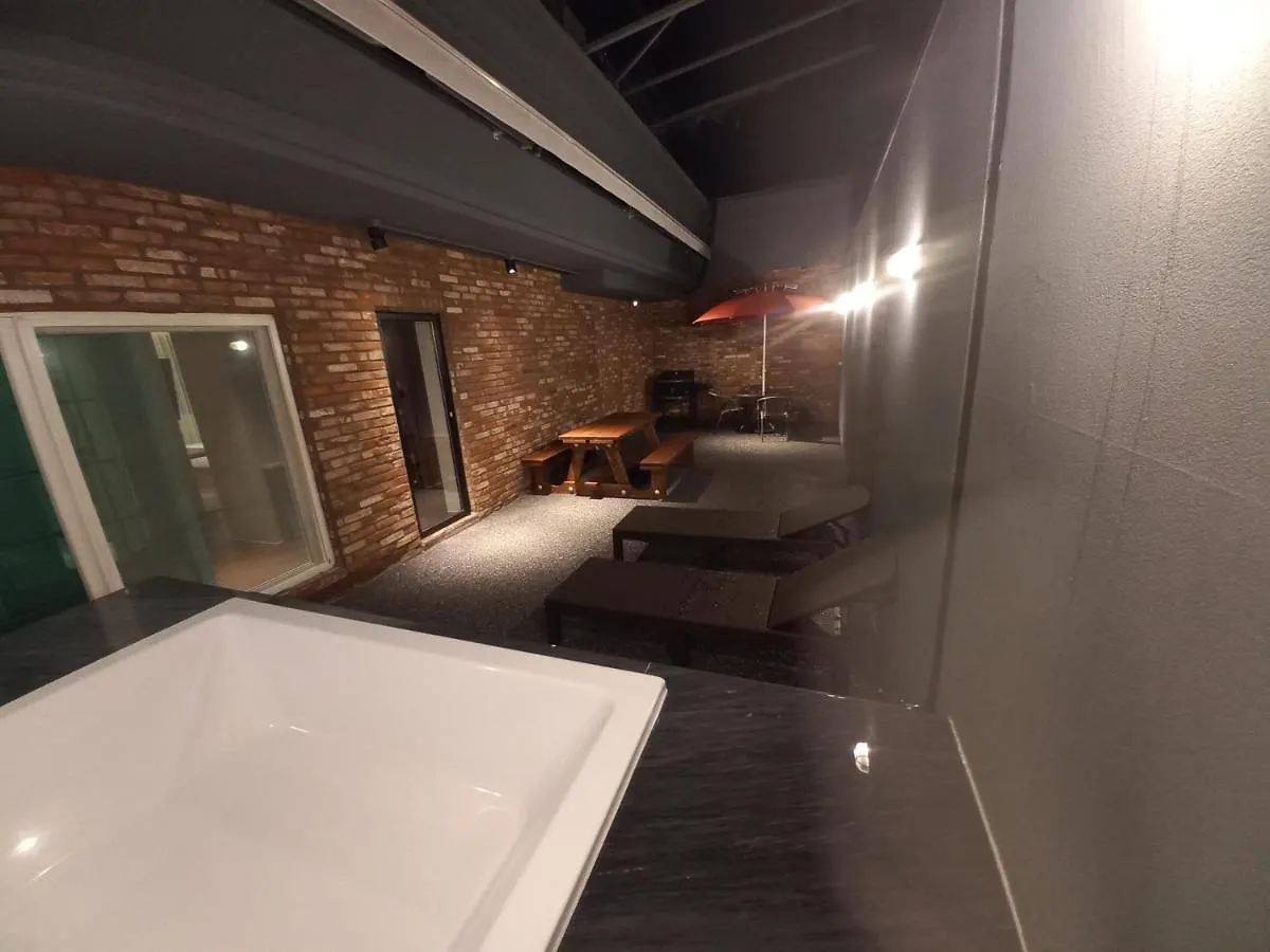 Adena Hotel Busan